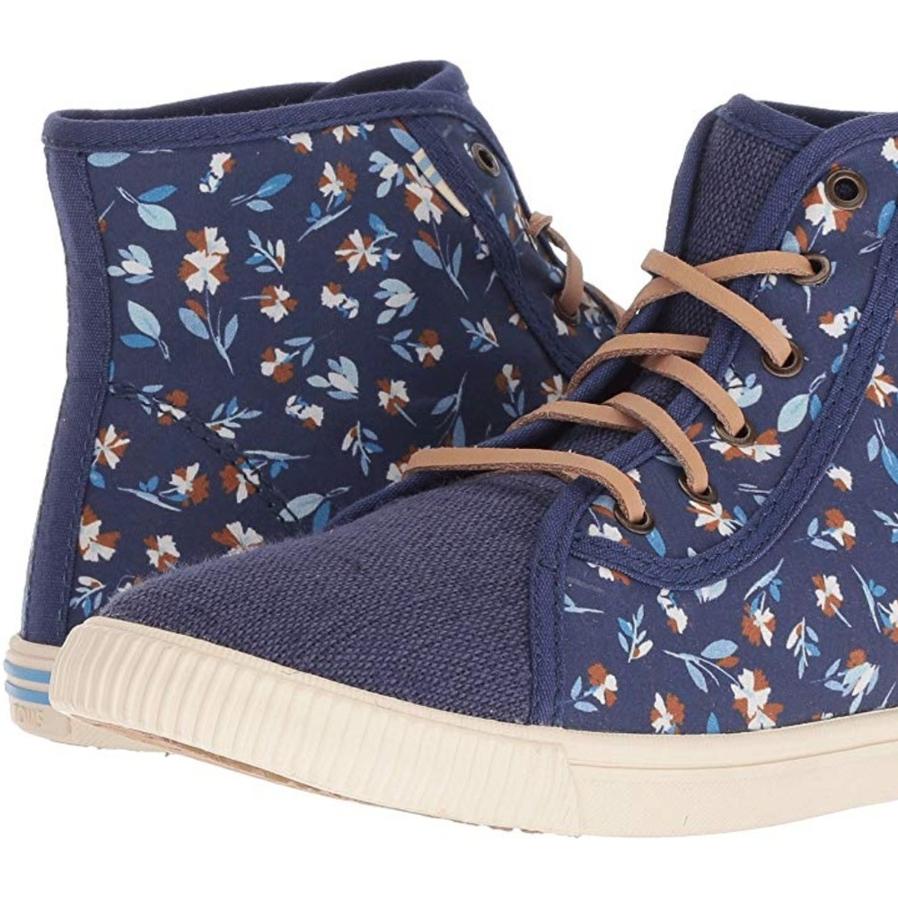 *Brand New, Never Worn* TOMS - Camarillo High Tops